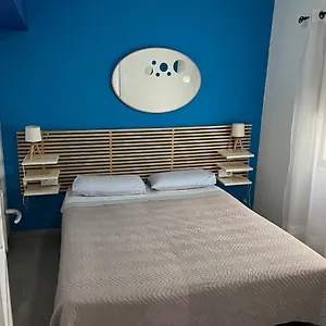 Cornelia's 4 Primera Linea De Playa Apartment